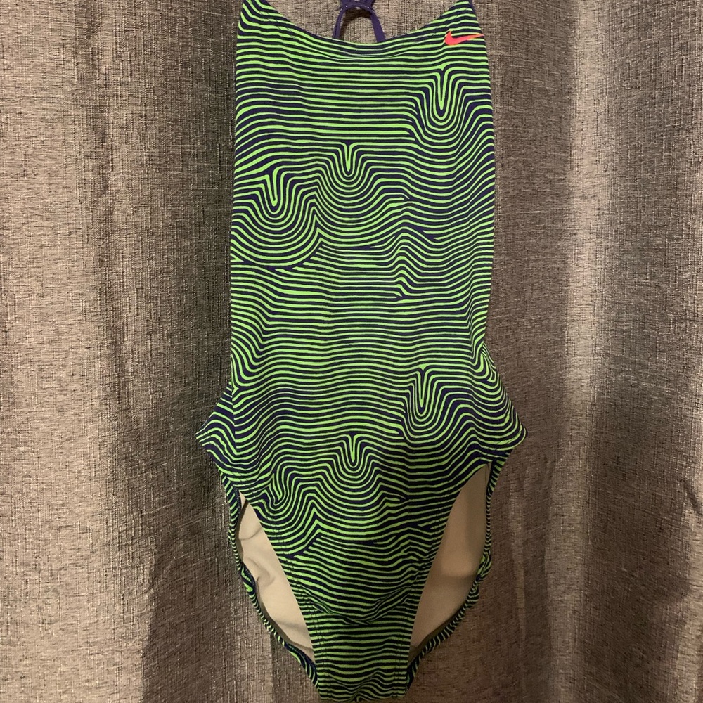 Nike one piece suit great condition! Size 36!